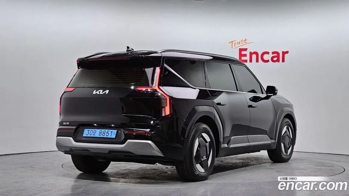 Kia EV9 — фото 3