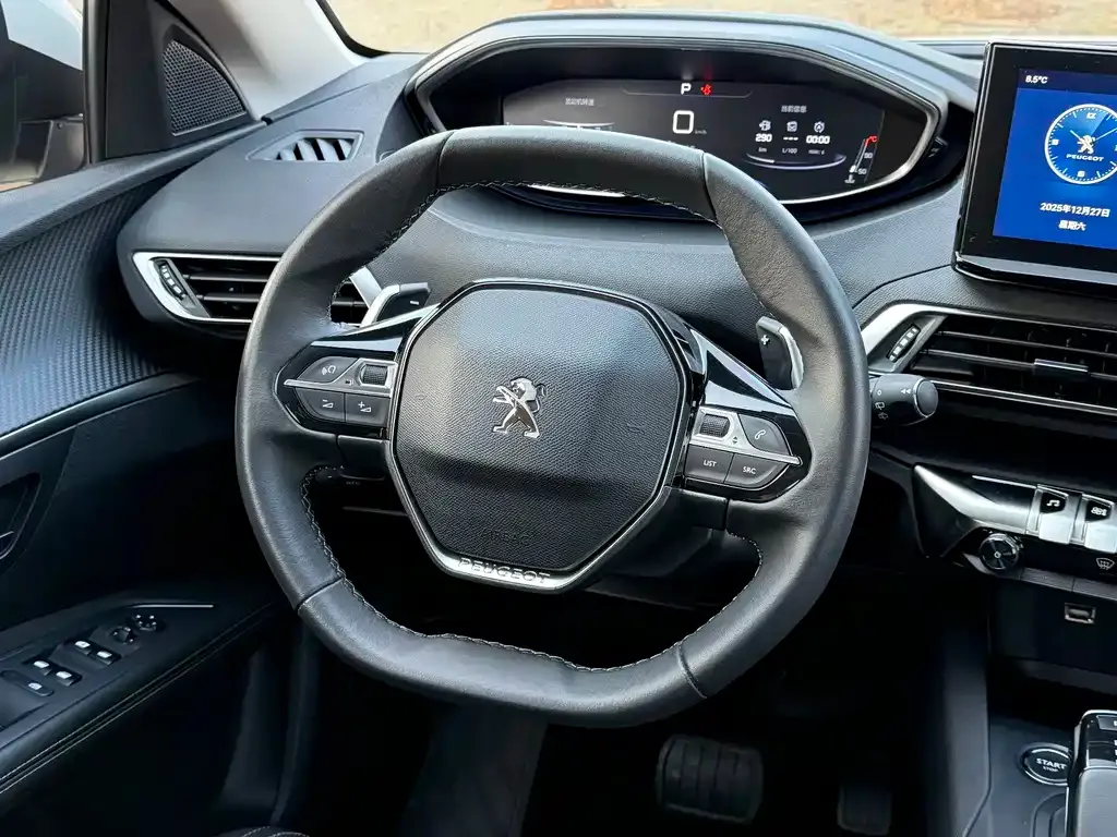 Peugeot 4008 — фото 7