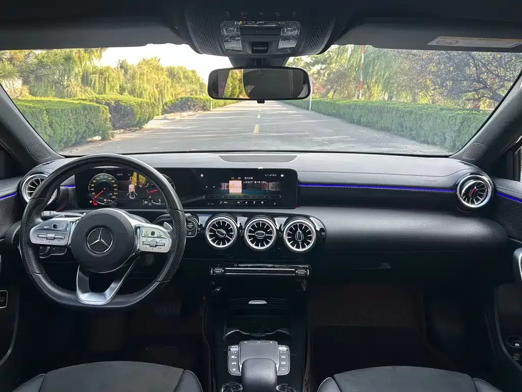 Mercedes-Benz A-Class — фото 10
