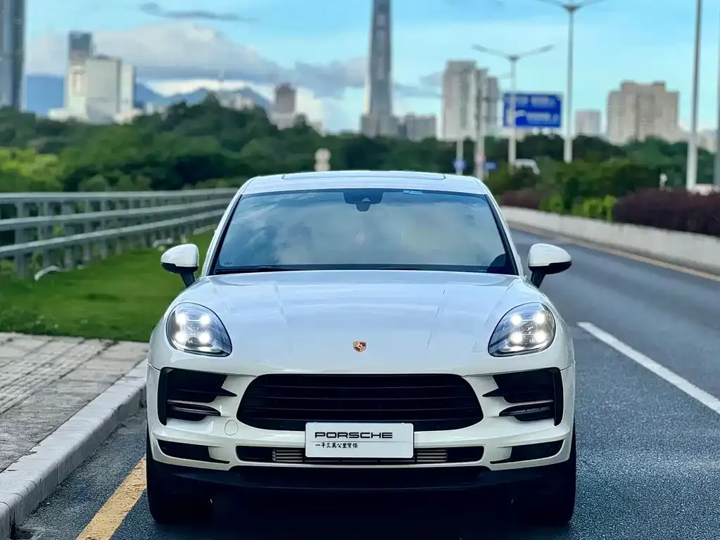 Porsche Macan — фото 10
