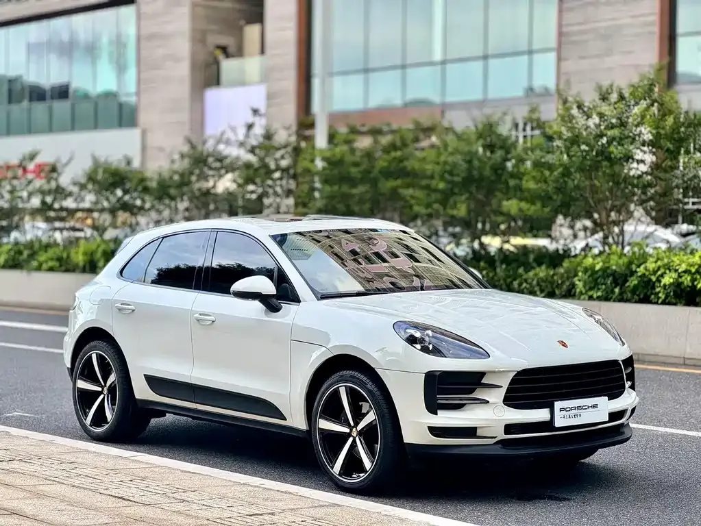 Porsche Macan — фото 7