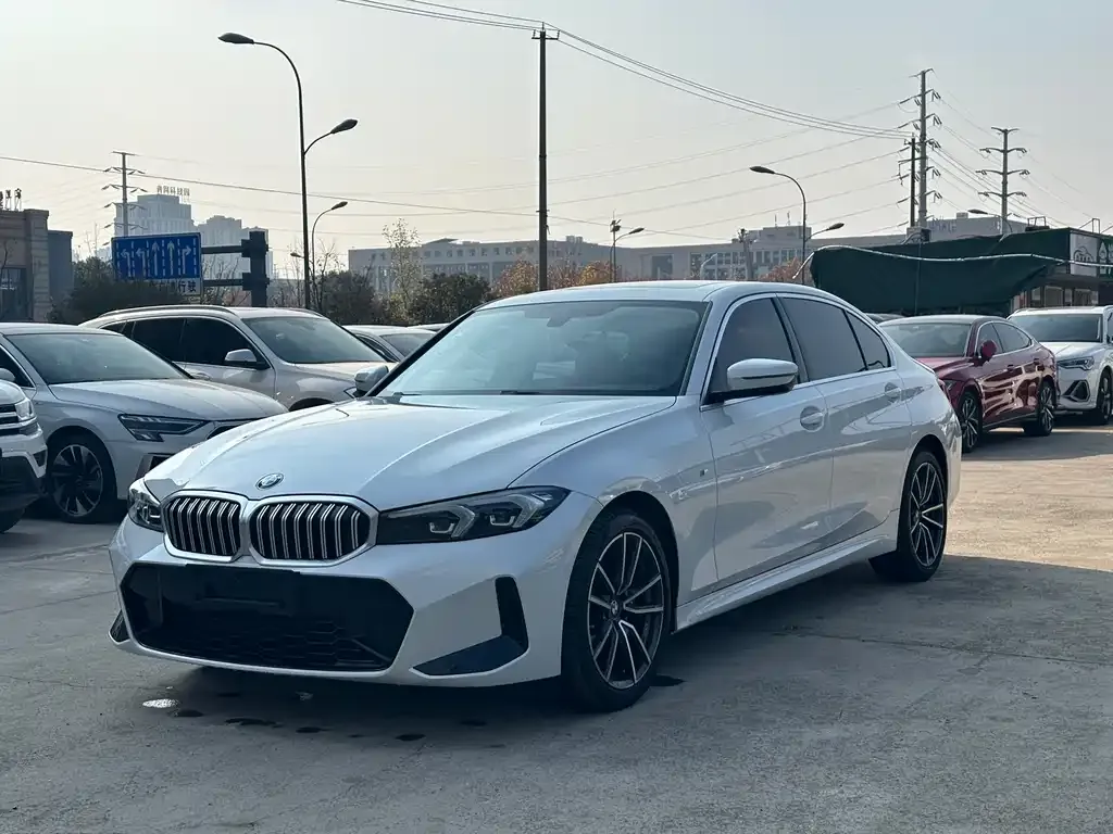 BMW 3 Series — фото 1