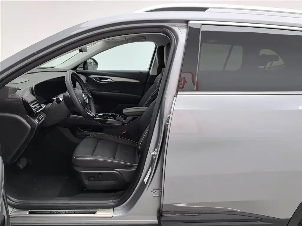 Buick Envision Plus — фото 8