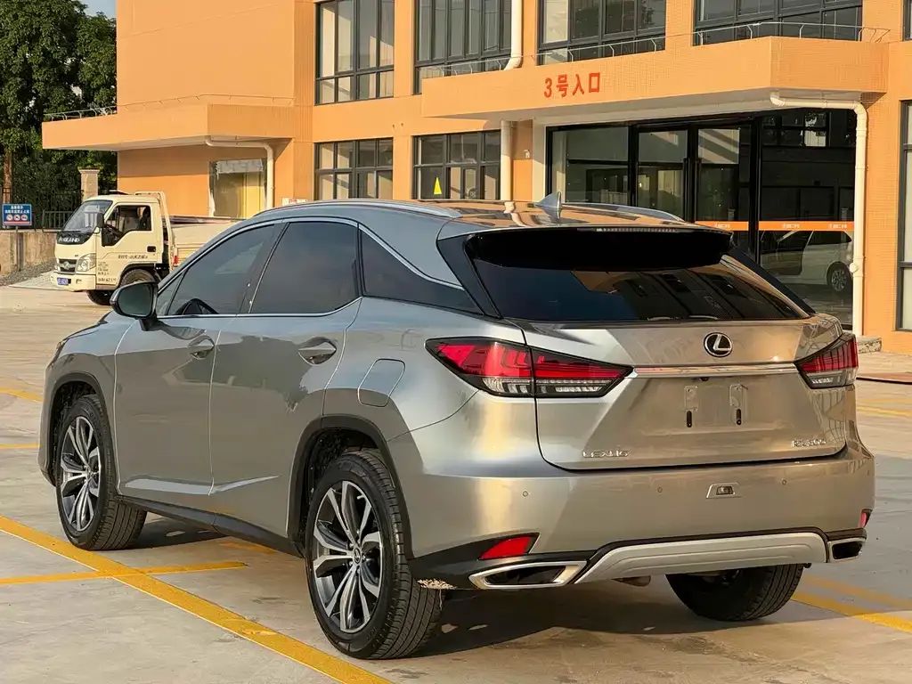Lexus RX — фото 2