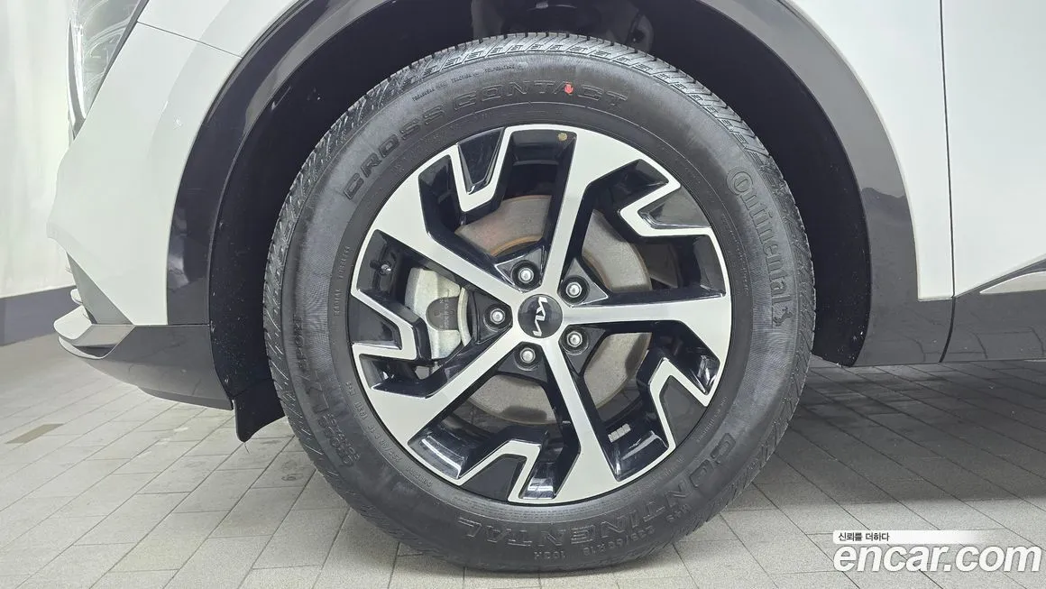 Kia Sportage — фото 7