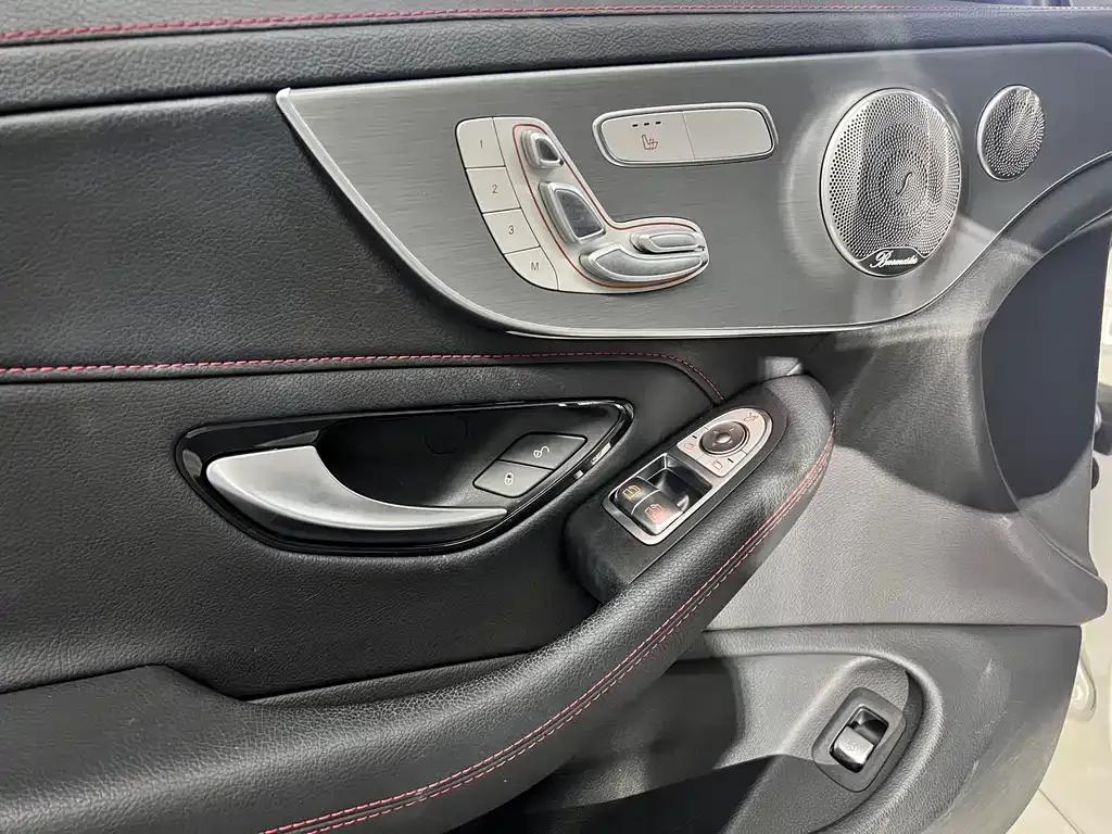 Mercedes-Benz C-Class (Import) — фото 3