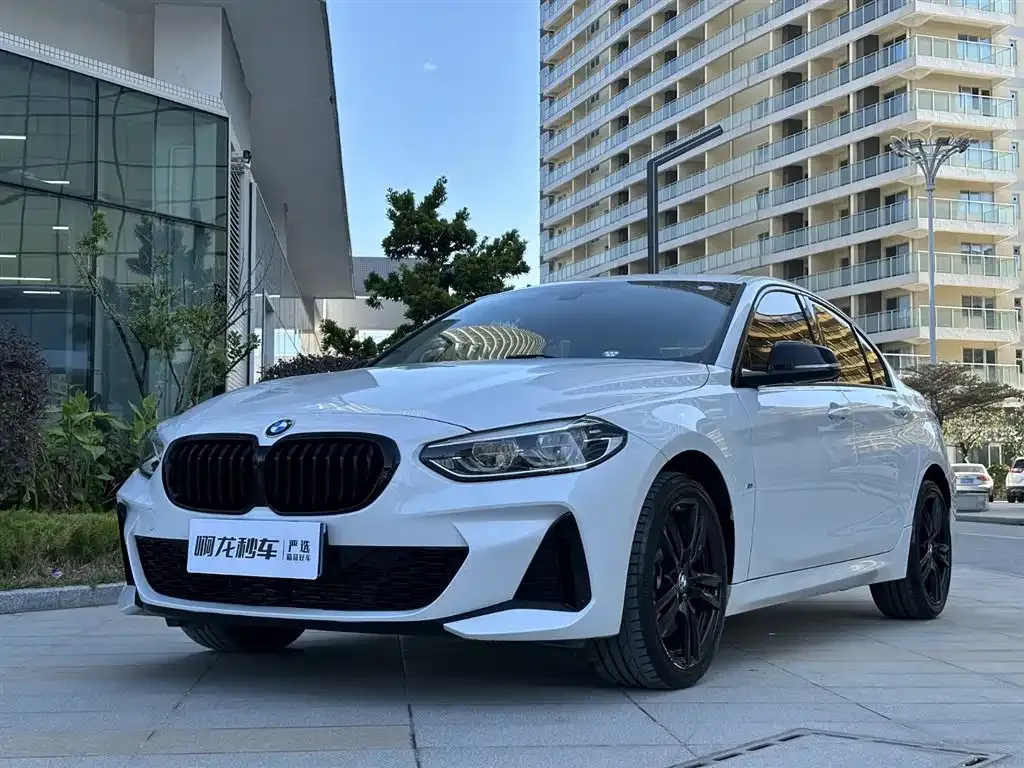 BMW 1 Series — фото 1
