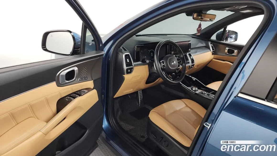 Kia Sorento — фото 10