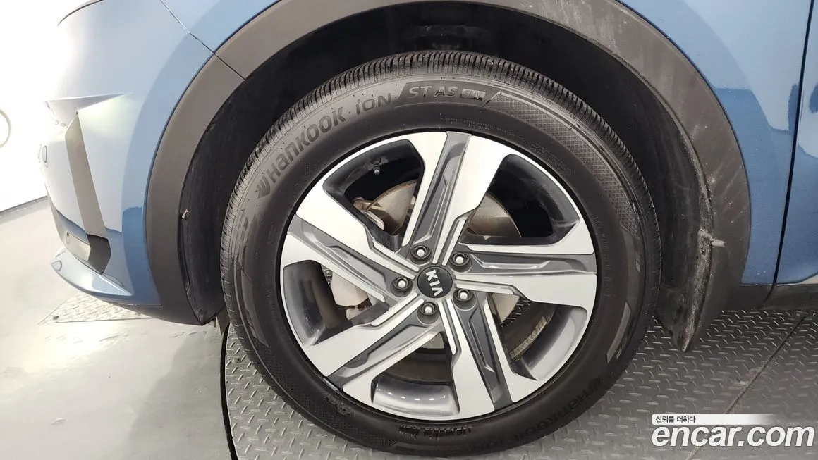 Kia Sorento — фото 5