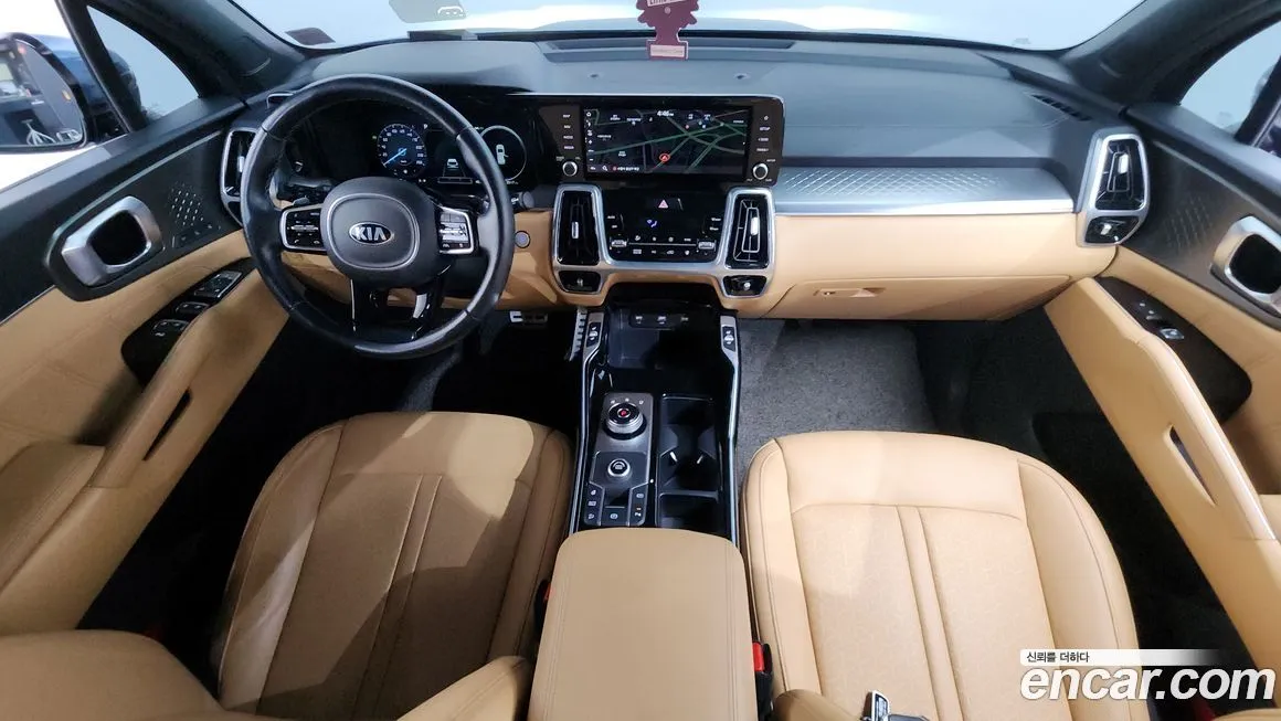 Kia Sorento — фото 7