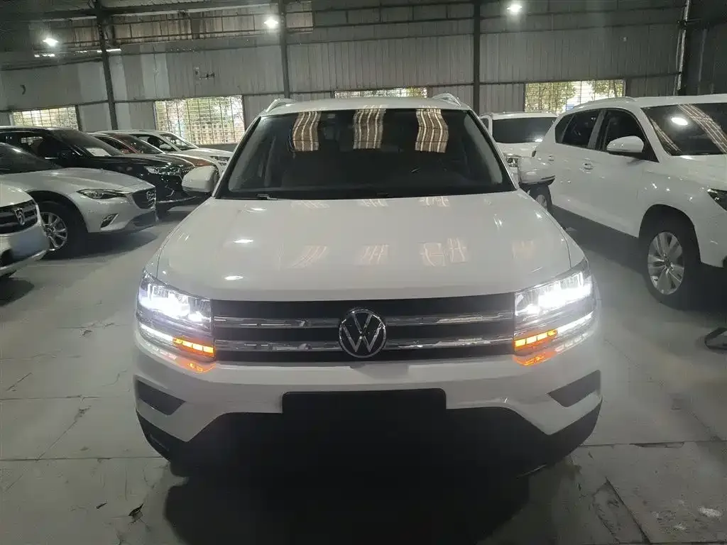 Volkswagen Tharu — фото 6