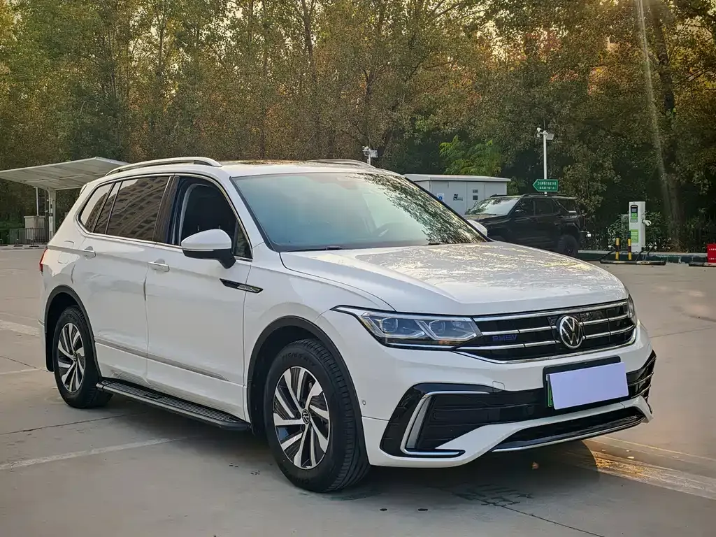 Volkswagen Tiguan L New Energy — фото 6