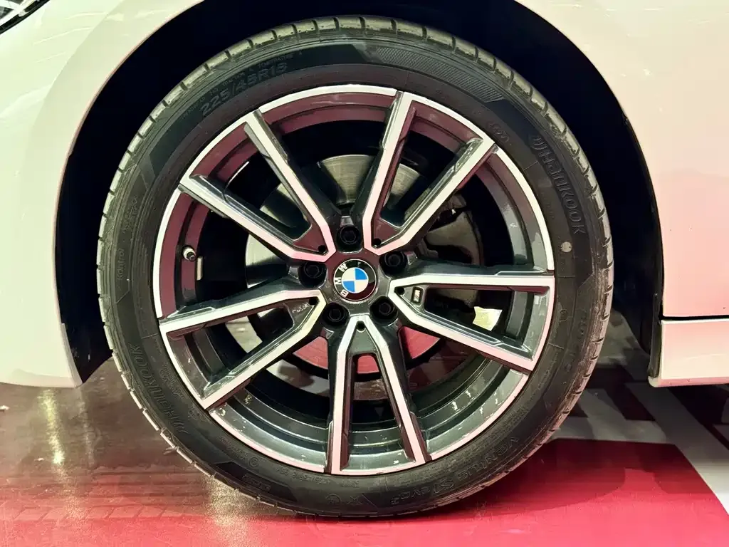 BMW 3 Series — фото 10