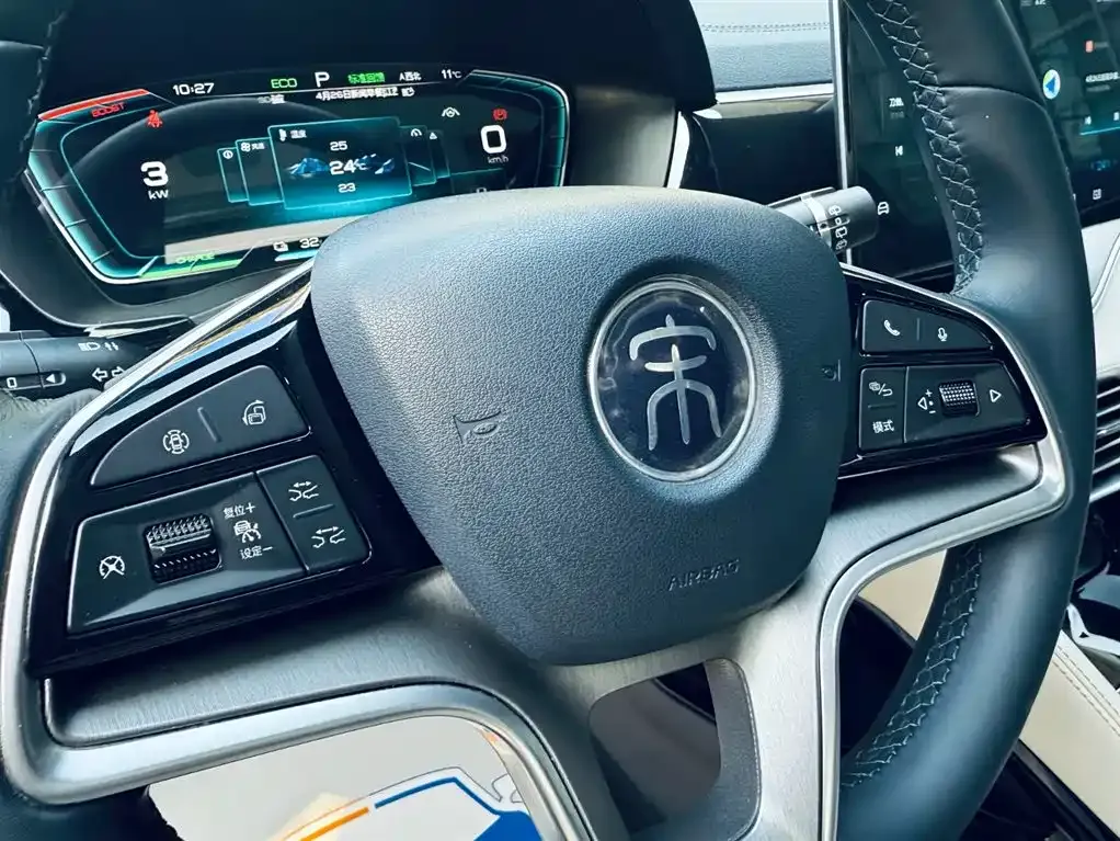 BYD PLUS New Energy — фото 6