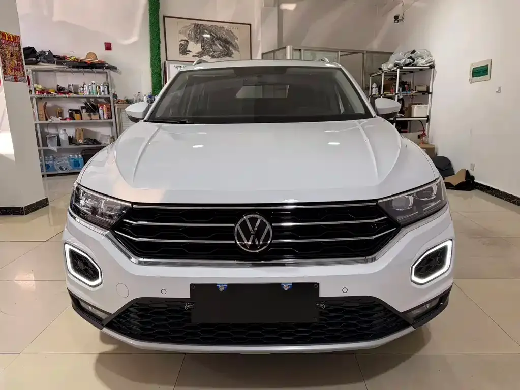 Volkswagen T-Roc — фото 2