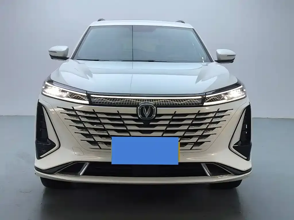 Changan CS75PLUS — фото 6