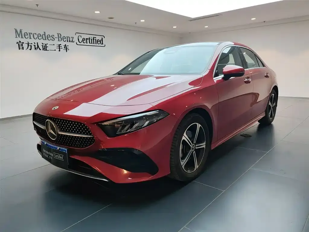 Mercedes-Benz A-Class — фото 1