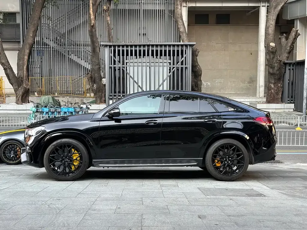Mercedes-Benz GLE Coupe AMG — фото 7