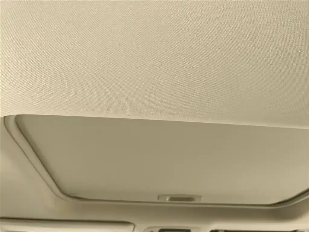 Toyota Granvia — фото 9