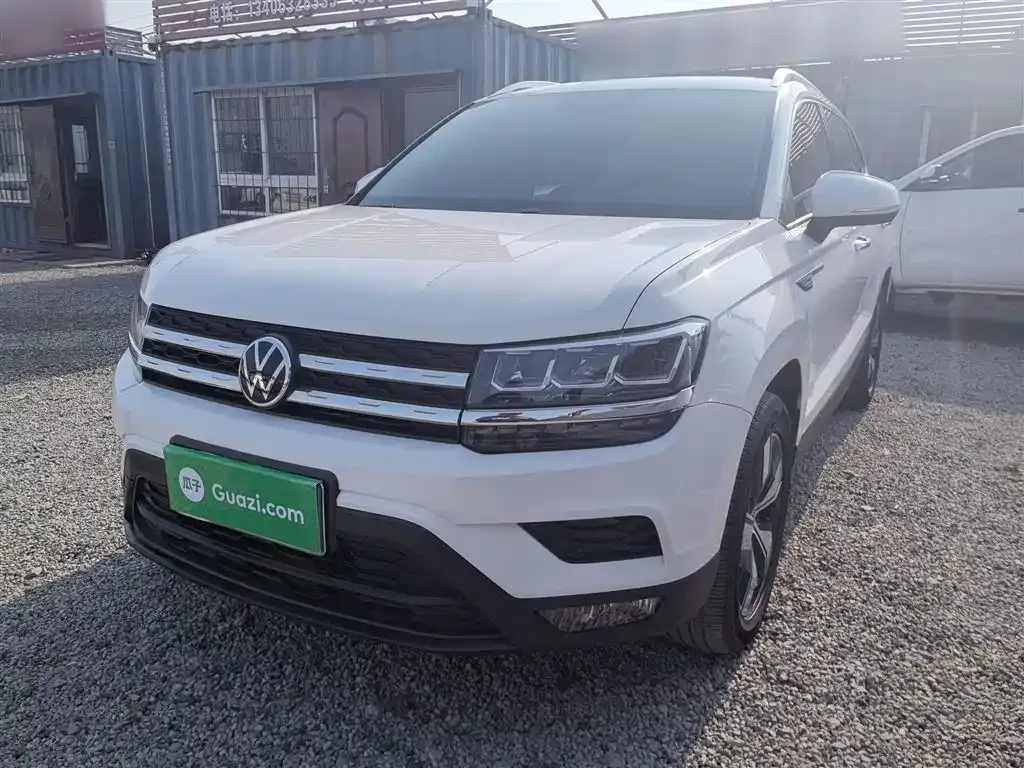 Volkswagen Tharu — фото 2