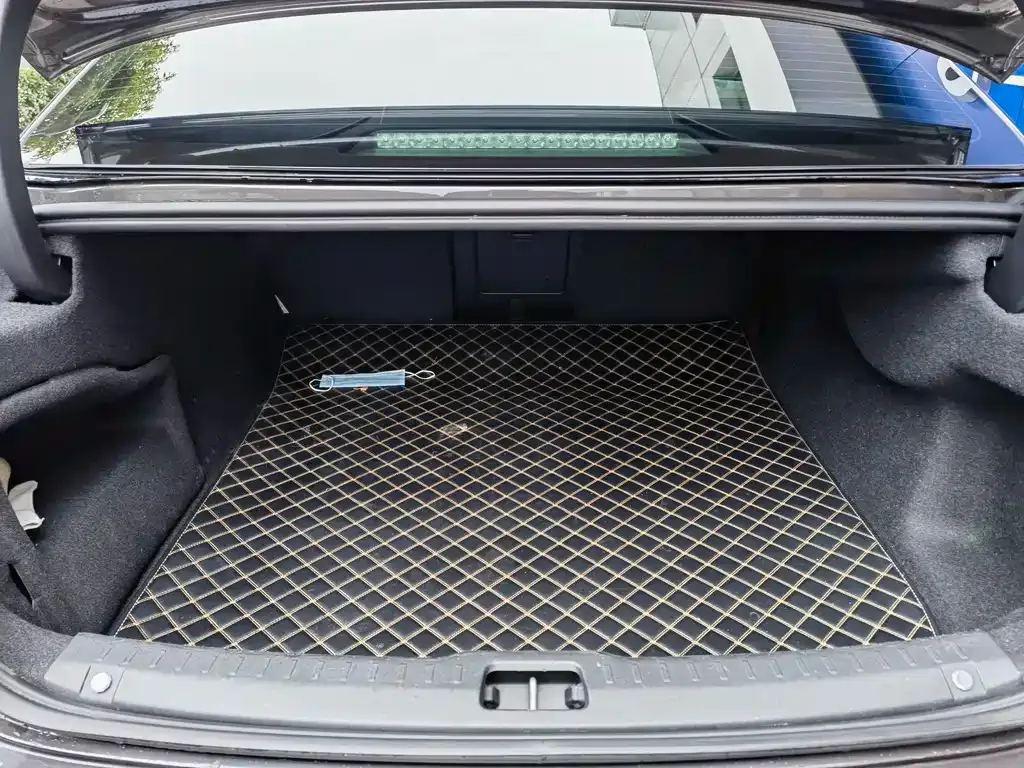 Volvo S90 — фото 10