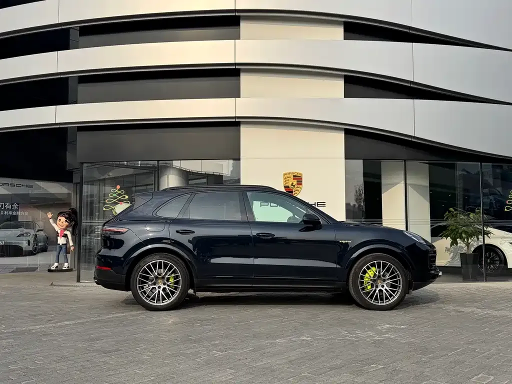 Porsche Cayenne Hybrid — фото 3