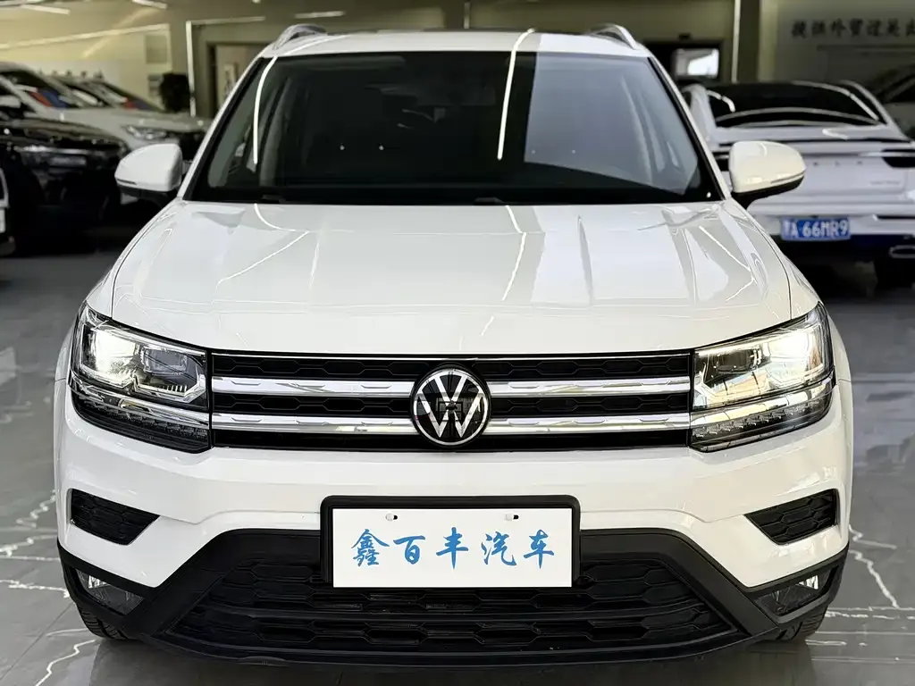 Volkswagen Tharu — фото 9