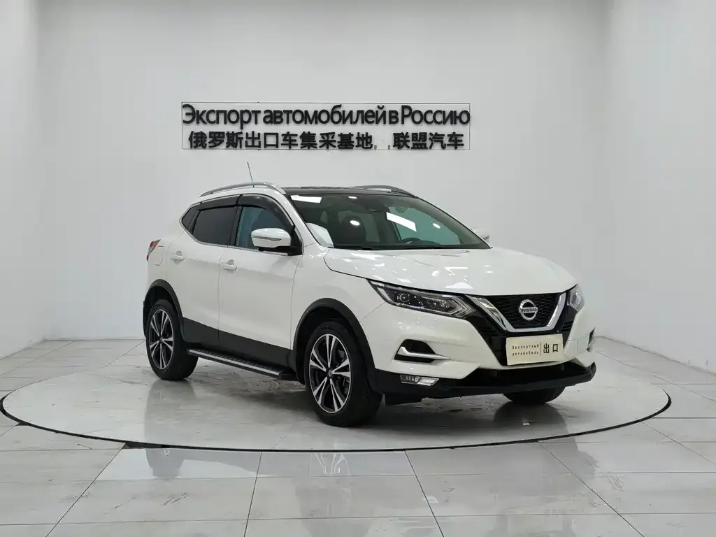 Nissan Qashqai — фото 1