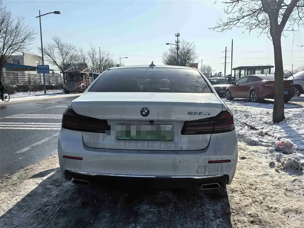 BMW 5 Series New Energy — фото 2