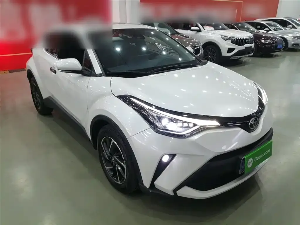 Toyota C-HR — фото 6
