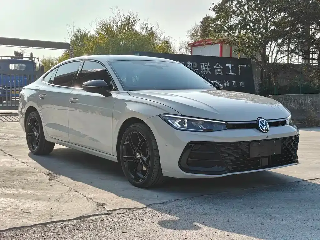 Volkswagen Passat — фото 2