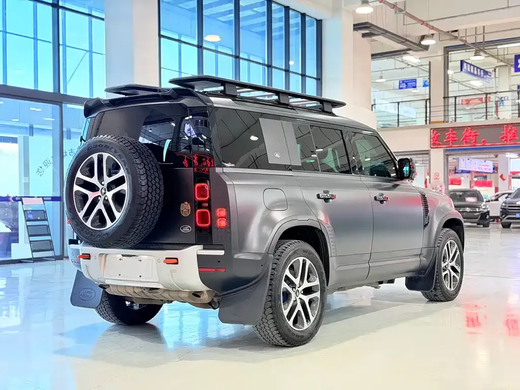 Land Rover Defender — фото 5
