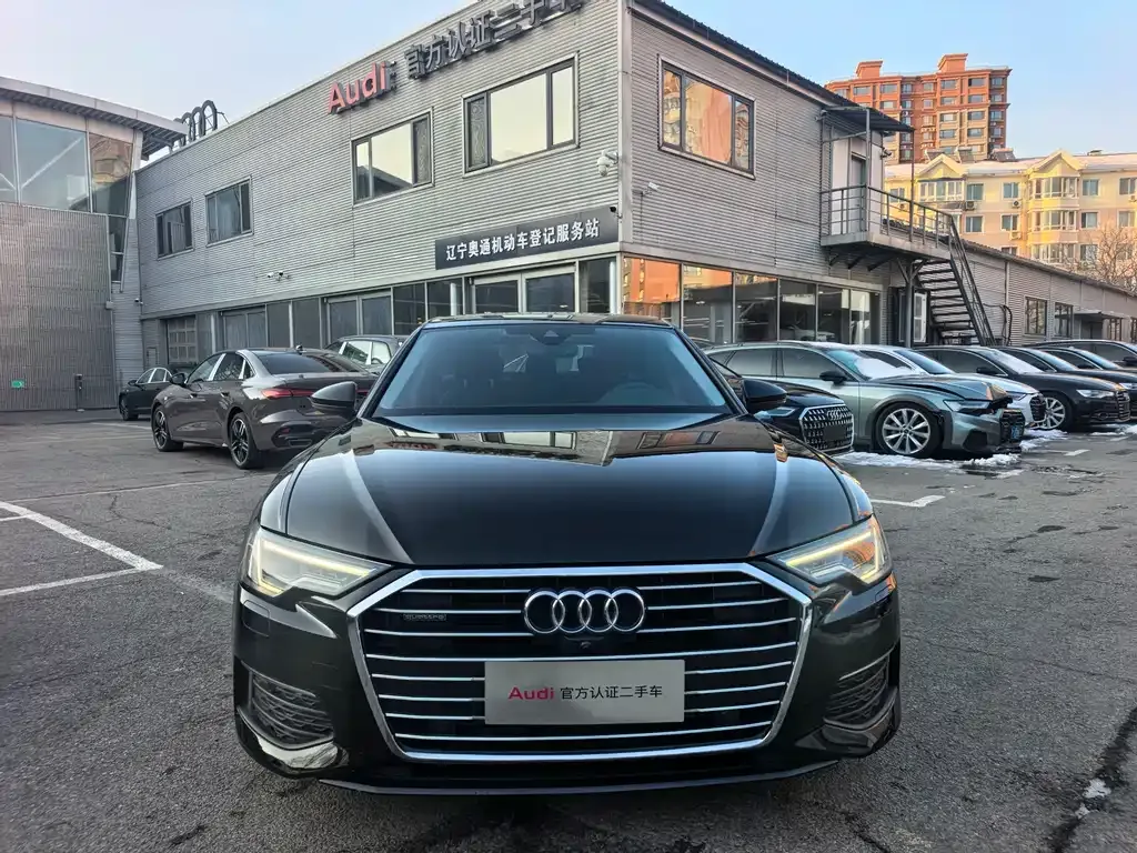 Audi A6L — фото 10