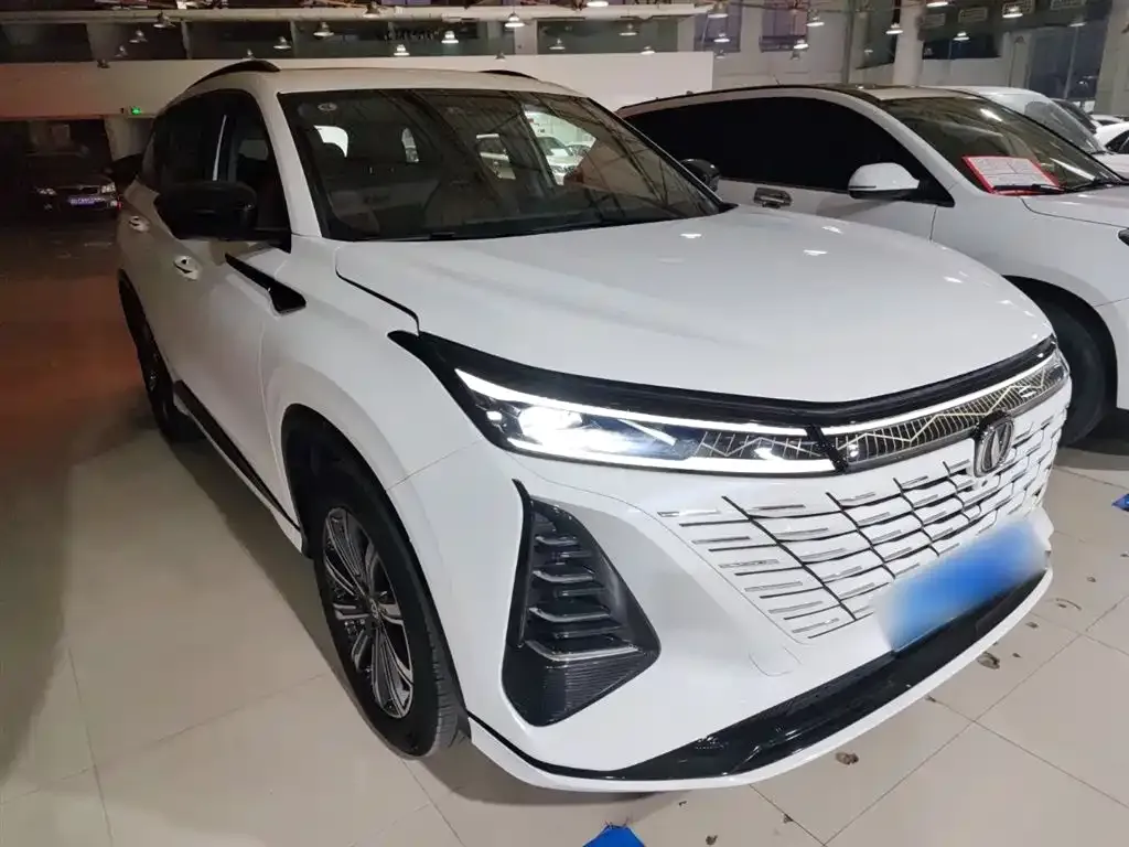 Changan CS75PLUS — фото 4