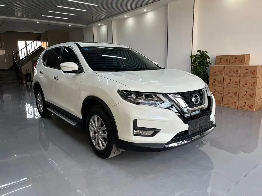 Nissan X-Trail — фото 9