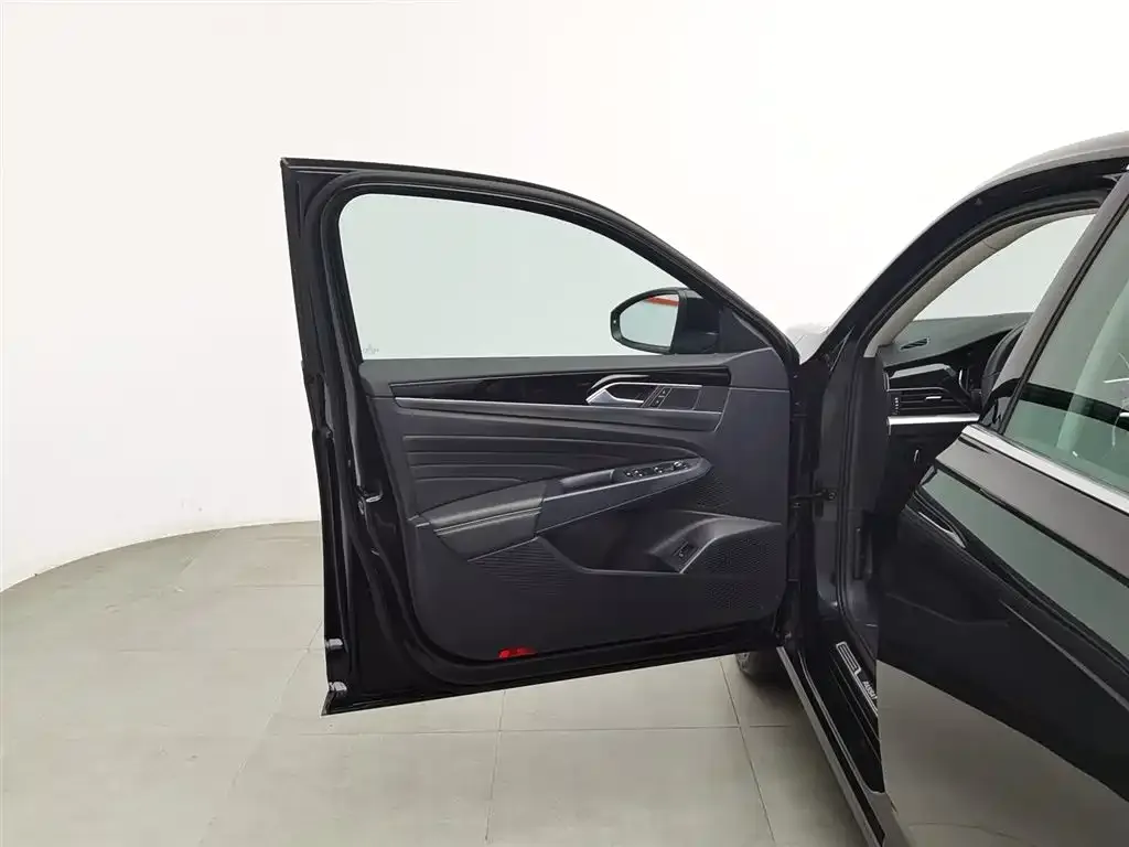 Volkswagen Passat — фото 8