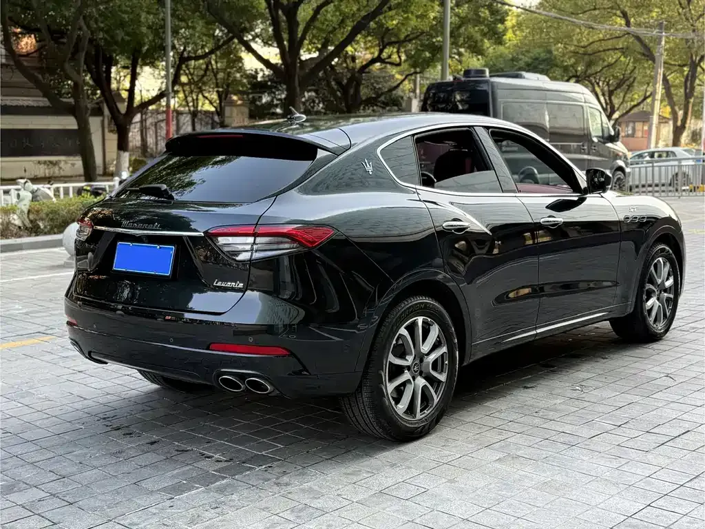 Maserati Levante — фото 7