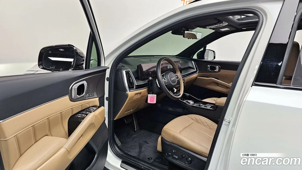 Kia Sorento — фото 10