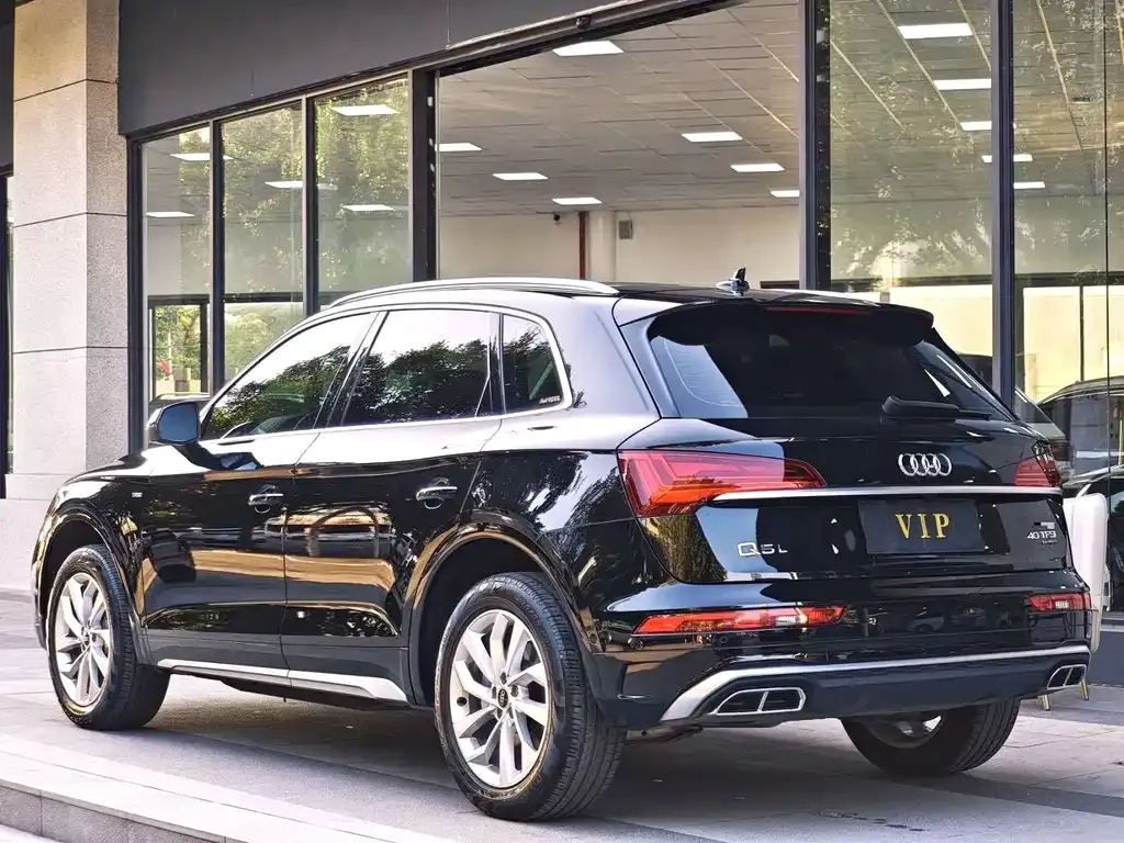 Audi Q5L — фото 2