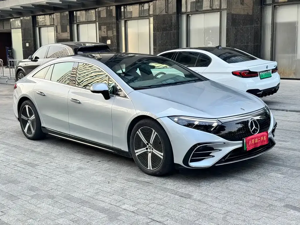 Mercedes-Benz EQS — фото 10