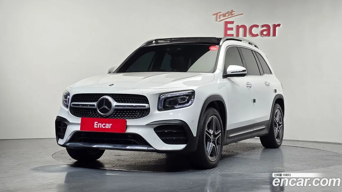 Mercedes-Benz GLB-Class — фото 1