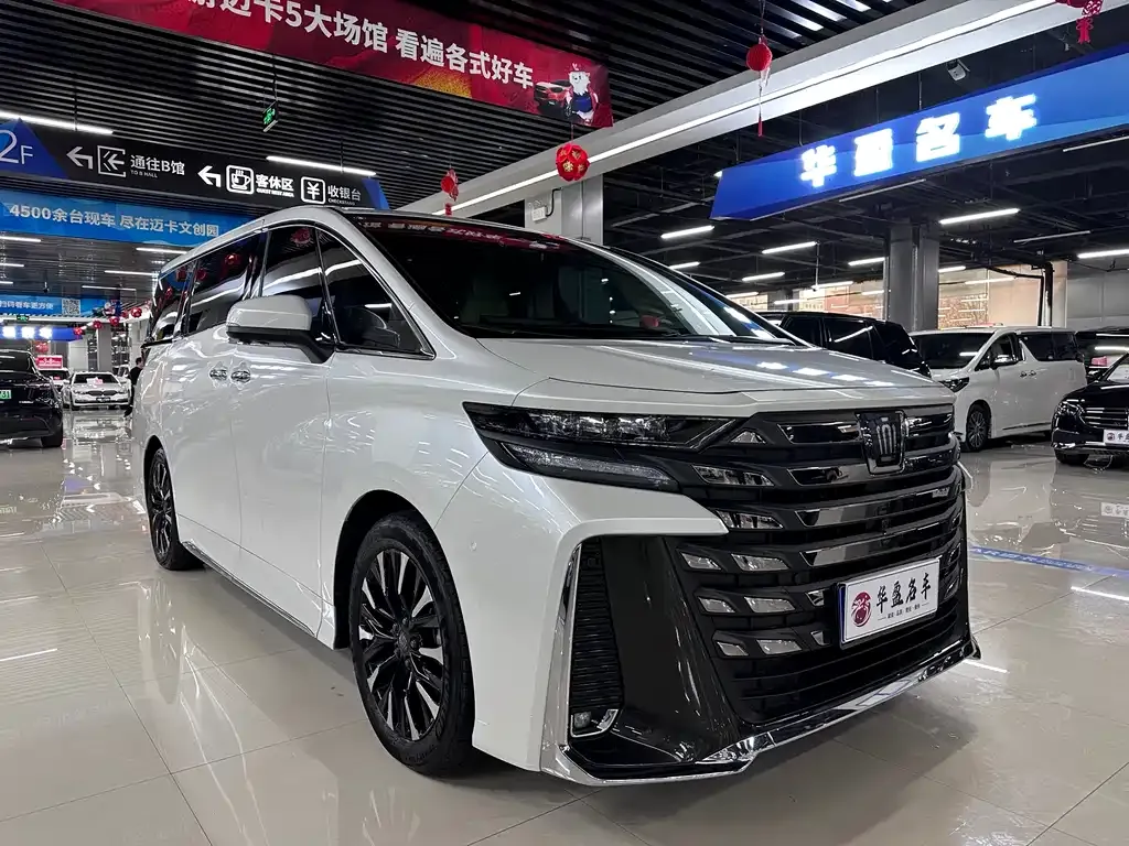 Toyota Vellfire — фото 9