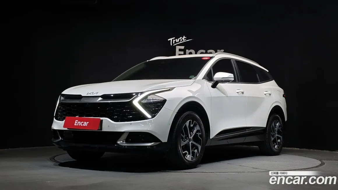 Kia Sportage — фото 1