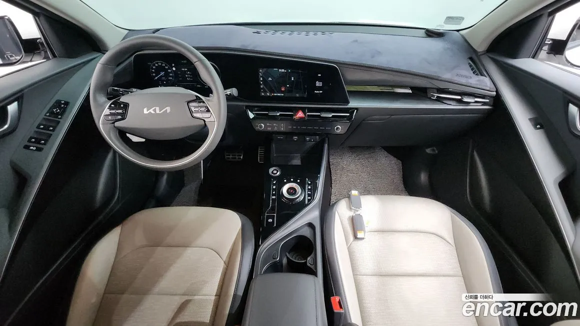 Kia Niro — фото 6