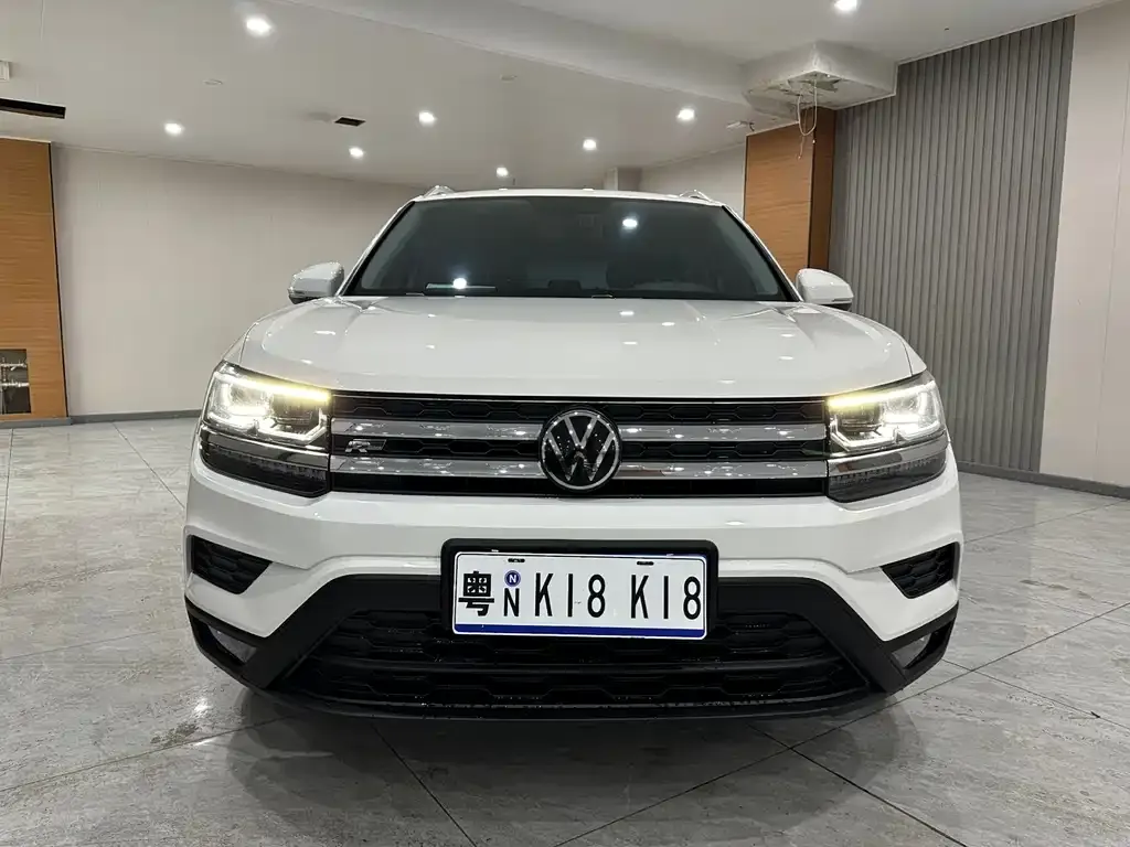 Volkswagen Tharu — фото 3