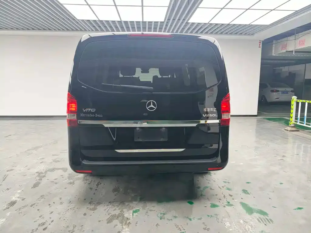 Mercedes-Benz Vito — фото 6