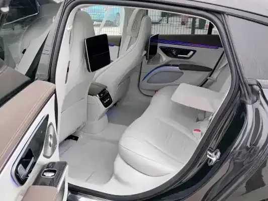 Mercedes-Benz EQS AMG — фото 2