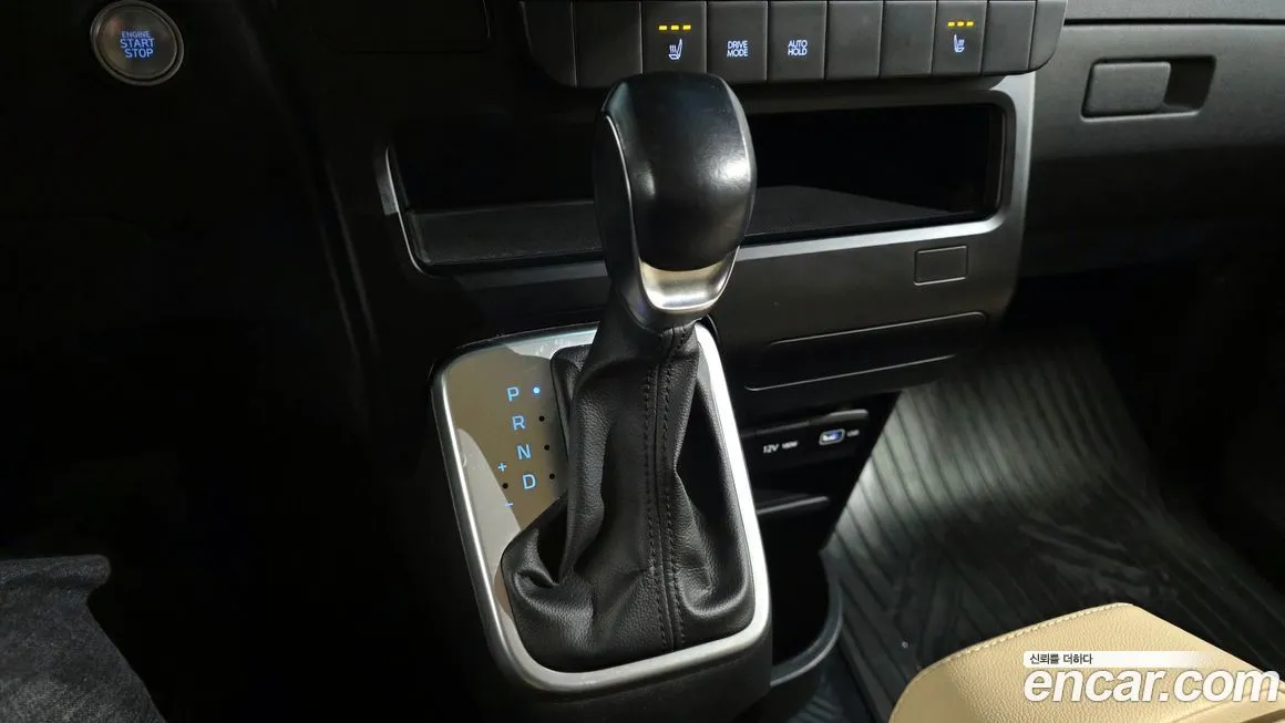 Hyundai Staria — фото 3