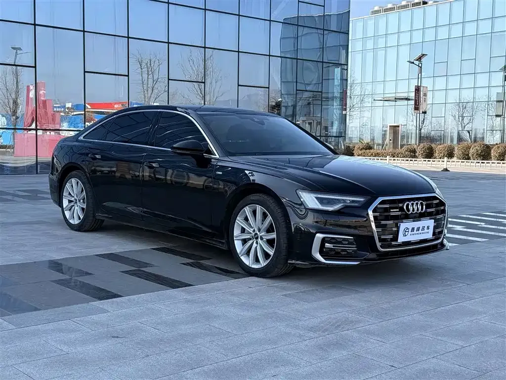 Audi A6L — фото 9