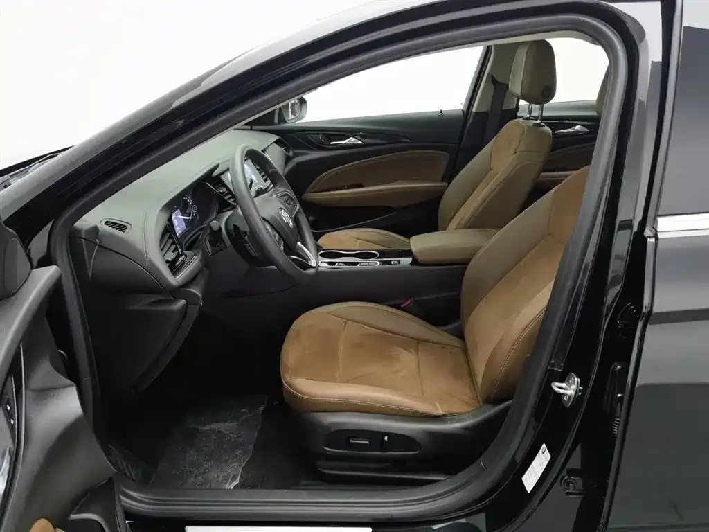Buick Regal — фото 10